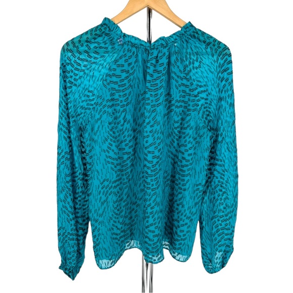 Lilly Pulitzer Caline Silk Top in Teal Clip Long Sleeve size Large NWT - Picture 10 of 14